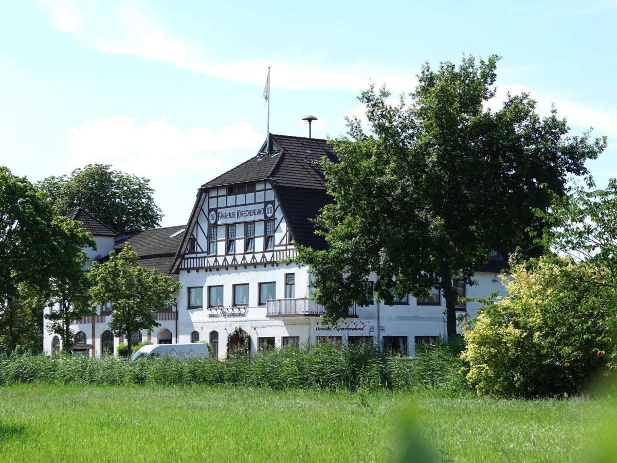 Hotel Fährhaus Kirschenland Jork Exterior foto